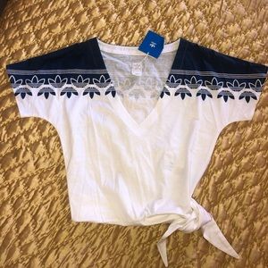Adidas crop top tie waist monogram tee Rare Vintage
